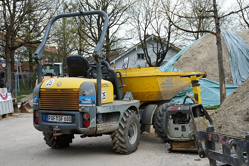 Dumper 4 t — fotografia real de Wacker Neuson 4001