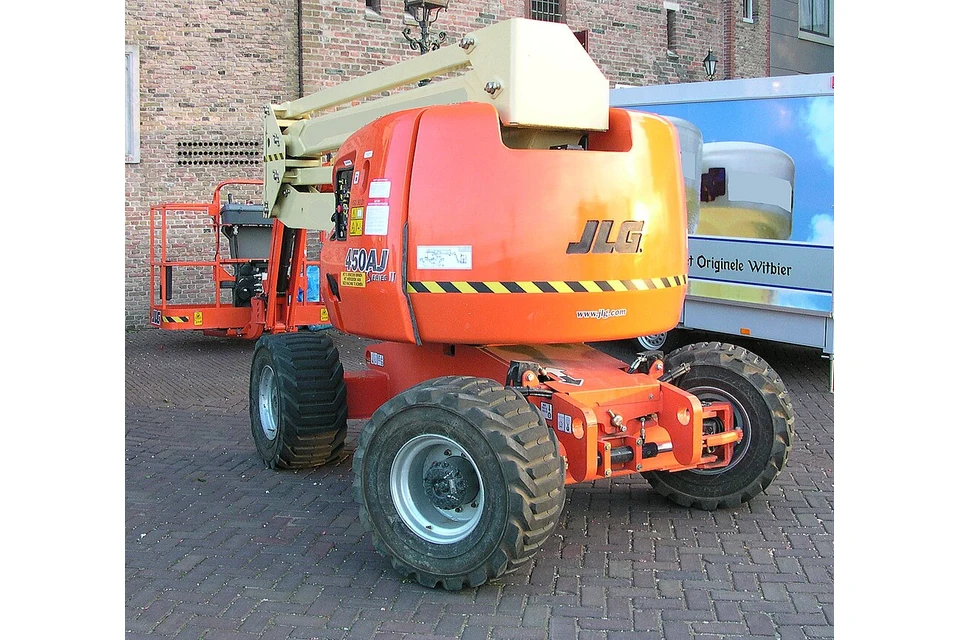 JLG 450AJ — 16 m diesel, fotografia real