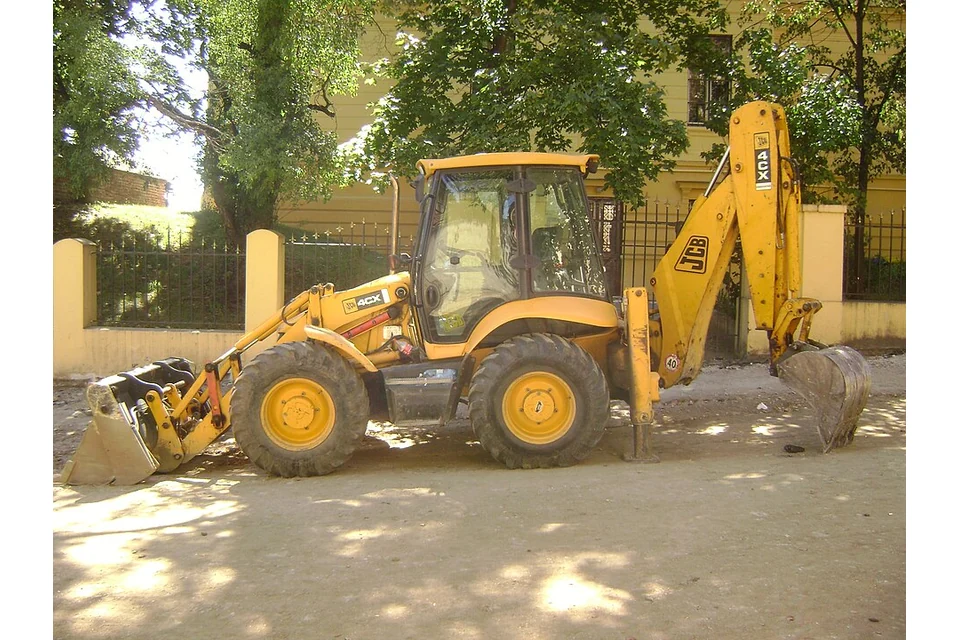 Retroescavadora Rodas iguais — fotografia real de JCB 4CX